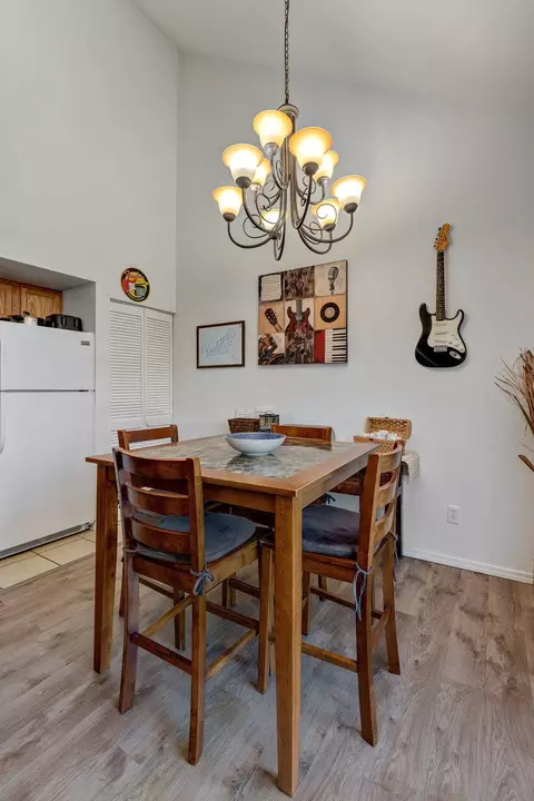 Dining - 490 Abby Ln #5, Branson, MO 65616 photo 2 of 2
