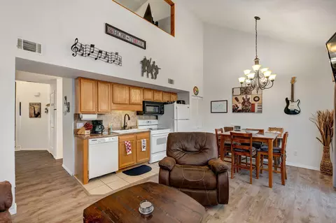 Kitchen - 490 Abby Ln #5, Branson, MO 65616 photo 1 of 2