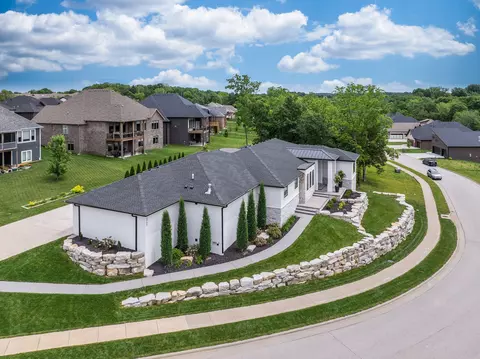 View/Area - 3705 E Cypress St, Springfield, MO 65802 photo 2 of 17