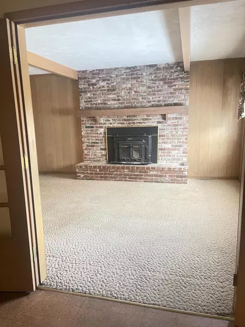 1853 E Greenwood St, Springfield, MO 65804 photo 9