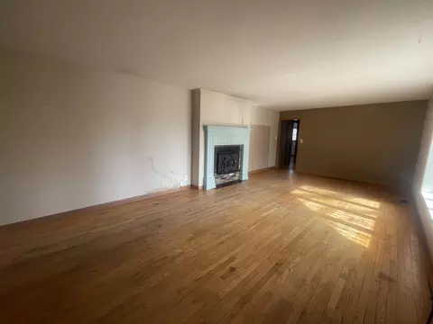 1853 E Greenwood St, Springfield, MO 65804 photo 6