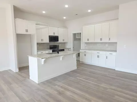 Kitchen - 840 E Crystal Ave, Nixa, MO 65714 photo 2 of 3