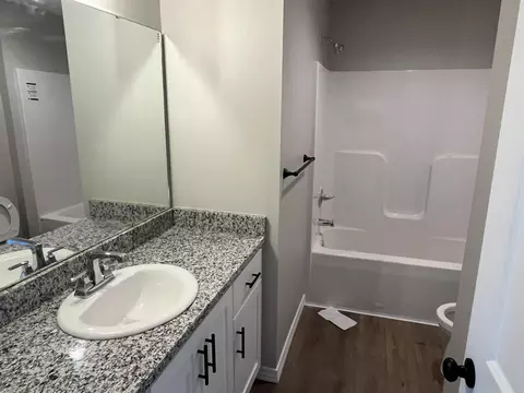 4377 W Skyler Dr, Springfield, MO 65802 photo 9