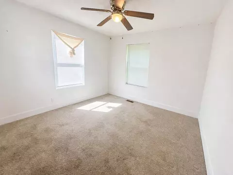 Bedroom - 1127 E Pacific St, Springfield, MO 65803 photo 4 of 4