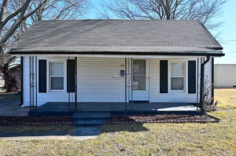 405 S Devon St, Webb City, MO 64870 photo 1