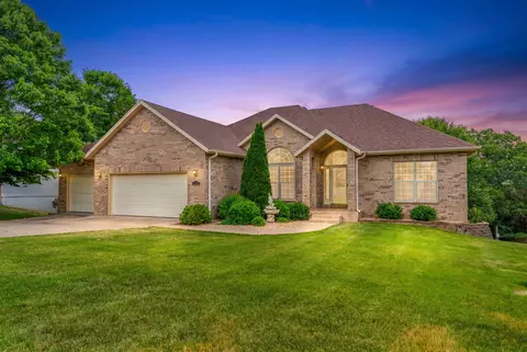 109 Cabana Ct, Branson West, MO 65737