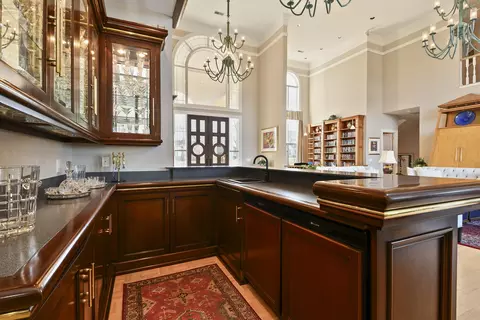 Kitchen - 3935 Eaglescliffe Dr, Springfield, MO 65809 photo 1 of 8