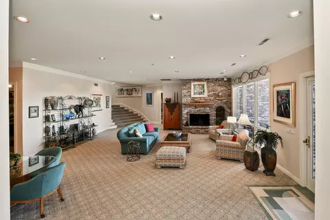 Living - 3935 Eaglescliffe Dr, Springfield, MO 65809 photo 8 of 8