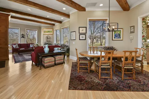 Dining - 3935 Eaglescliffe Dr, Springfield, MO 65809 photo 4 of 4
