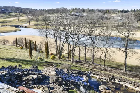 View/Area - 3935 Eaglescliffe Dr, Springfield, MO 65809 photo 3 of 6