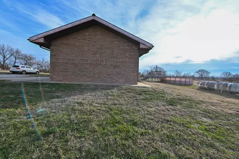 Exterior - 27668 E Katy Track Rd, Walker, MO 64790 photo 4 of 6