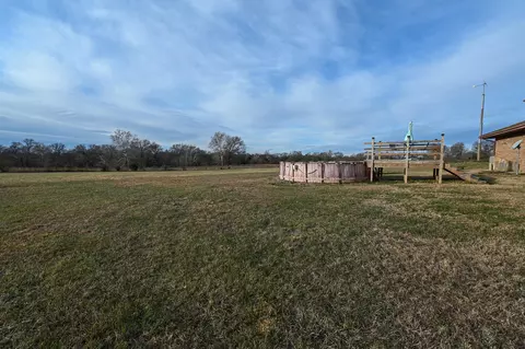 Exterior - 27668 E Katy Track Rd, Walker, MO 64790 photo 6 of 6