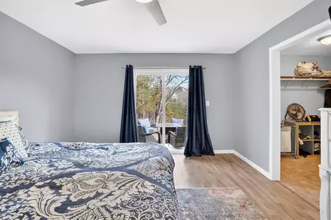 Bedroom - 26103 Silver Rd, Hermitage, MO 65668 photo 3 of 10