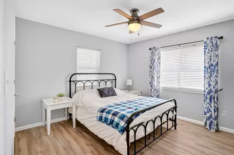 Bedroom - 26103 Silver Rd, Hermitage, MO 65668 photo 4 of 10