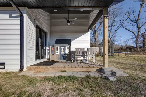 Exterior - 3246 W State St, Springfield, MO 65802 photo 4 of 6