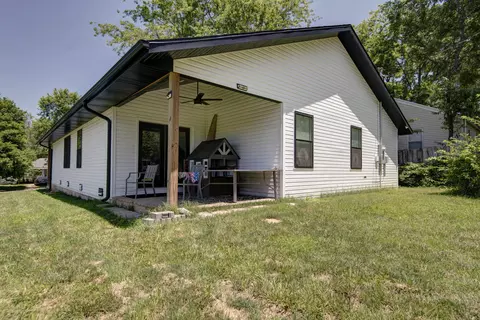 Exterior - 3246 W State St, Springfield, MO 65802 photo 3 of 4