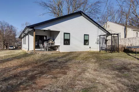 Exterior - 3246 W State St, Springfield, MO 65802 photo 3 of 6