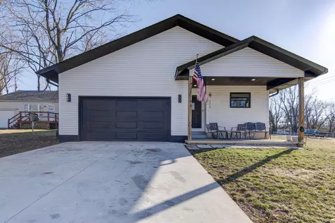Exterior - 3246 W State St, Springfield, MO 65802 photo 2 of 6