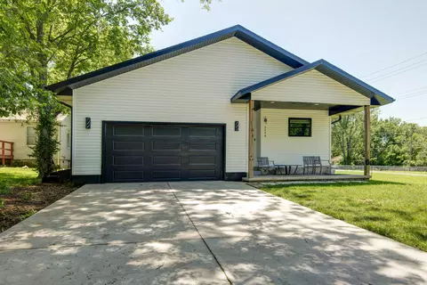 3246 W State St, Springfield, MO 65802
