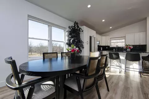 Dining - 3246 W State St, Springfield, MO 65802 photo 1 of 2