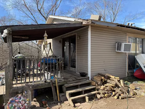11744 Orion Ln, Neosho, MO 64850