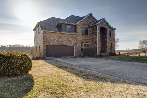 64 Pebble Beach Rd, Clever, MO 65631 photo 2