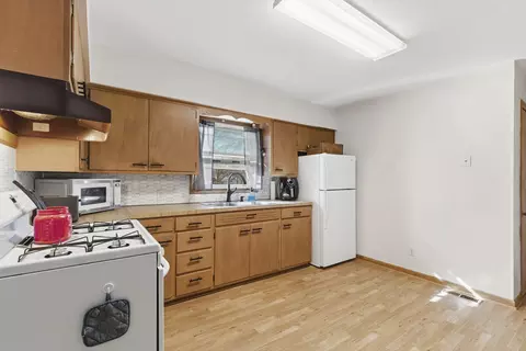 504 E Burford St, Marshfield, MO 65706 photo 9