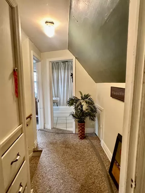 Entry Way - 1737 E Walnut St, Springfield, MO 65802 photo 5 of 5