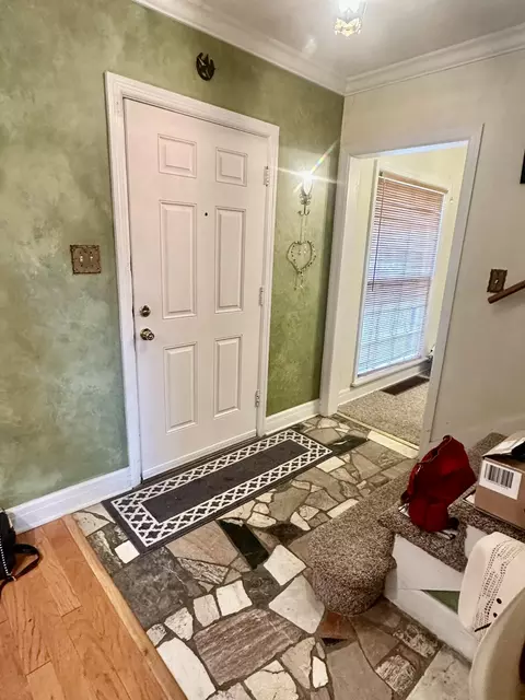 Entry Way - 1737 E Walnut St, Springfield, MO 65802 photo 1 of 5
