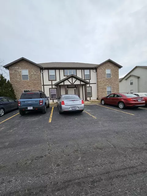 275 Toni Ln #1, Branson, MO 65616