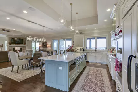 Kitchen - 310 Cedar Bend Rd, Shell Knob, MO 65747 photo 4 of 6