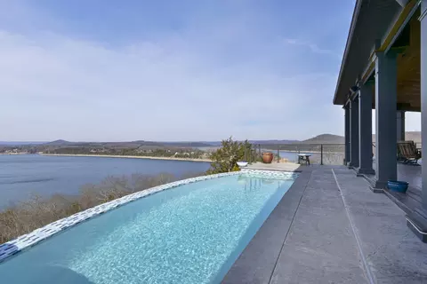 Exterior - 310 Cedar Bend Rd, Shell Knob, MO 65747 photo 9 of 21