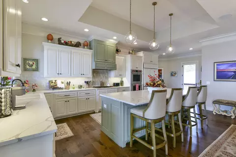 Kitchen - 310 Cedar Bend Rd, Shell Knob, MO 65747 photo 1 of 6