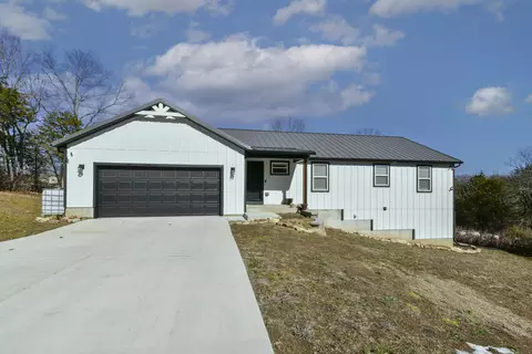 119 Eric Dr, Kirbyville, MO 65679