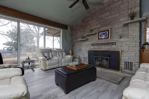 Living - 2130 Elbow Rd, Protem, MO 65733 photo 1 of 5
