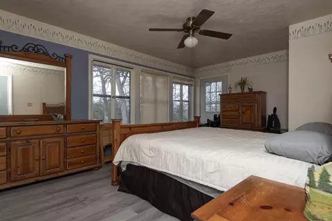 Bedroom - 2130 Elbow Rd, Protem, MO 65733 photo 2 of 2