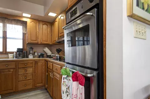 Kitchen - 2130 Elbow Rd, Protem, MO 65733 photo 5 of 5