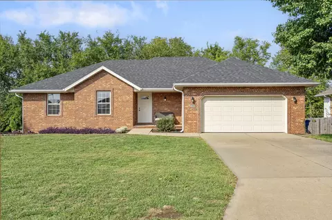 1135 W Broad St, Republic, MO 65738