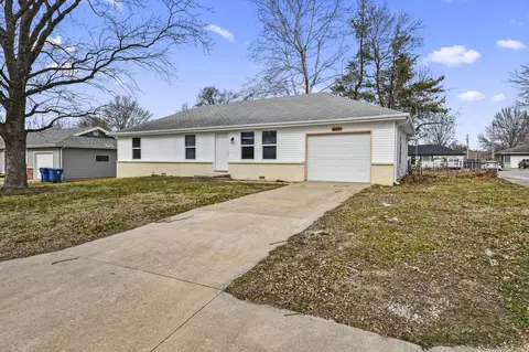 607 Aspen Dr, Nixa, MO 65714 photo 2