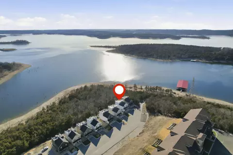 View/Area - 395 Majestic Dr, Branson, MO 65616 photo 5 of 7