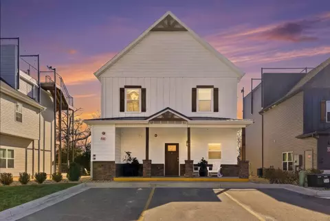 395 Majestic Dr, Branson, MO 65616