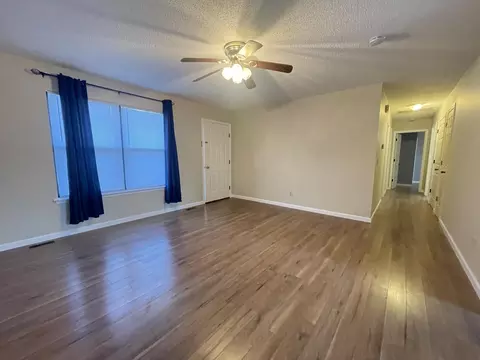 708 Striper Dr, Nixa, MO 65714 photo 4