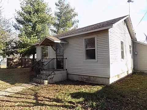 Exterior - 1232 N Farmer Ave, Springfield, MO 65802 photo 1 of 3