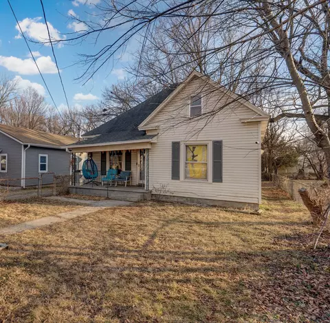 1634 W Lee St, Springfield, MO 65803
