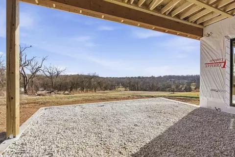 Exterior - 2888 E Kemmling Ln, Springfield, MO 65804 photo 7 of 9