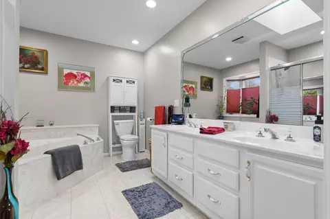 Bath - 127 Trails End St, Branson West, MO 65737 photo 1 of 2