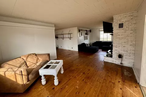 1201 4th St, Monett, MO 65708 photo 5