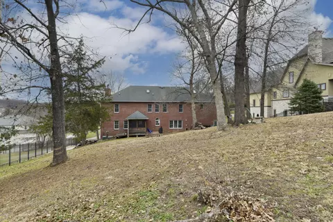 Exterior - 1658 W Caleb Ct, Springfield, MO 65810 photo 9 of 12