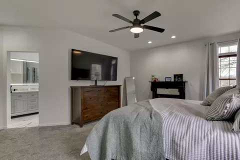 Bedroom - 1658 W Caleb Ct, Springfield, MO 65810 photo 2 of 13