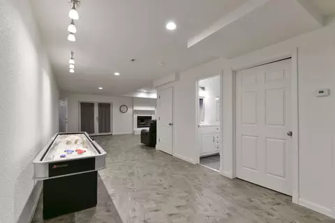 Entry Way - 1658 W Caleb Ct, Springfield, MO 65810 photo 14 of 14